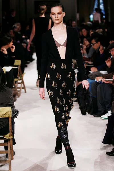 Look 38